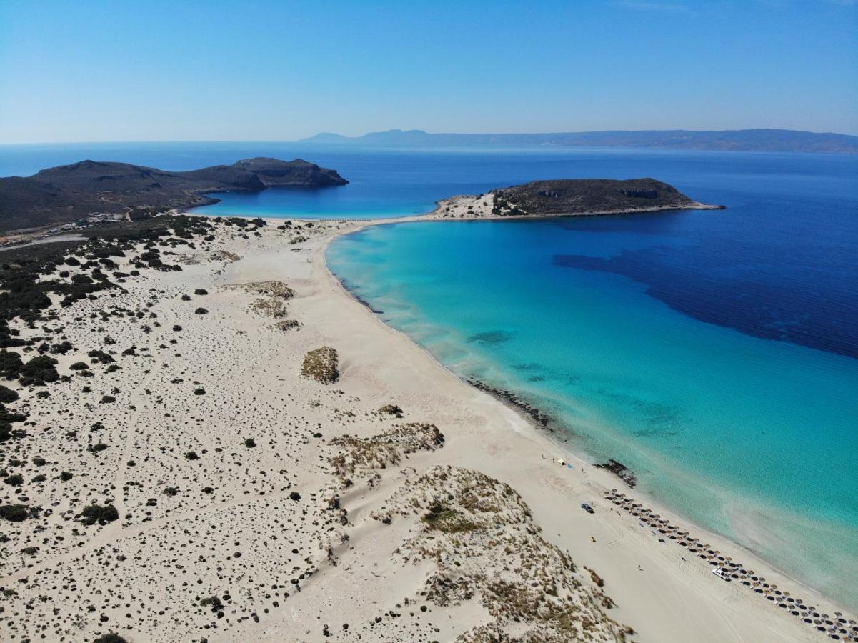 Simos Camping Elafonisos & Bungalows ภายนอก รูปภาพ