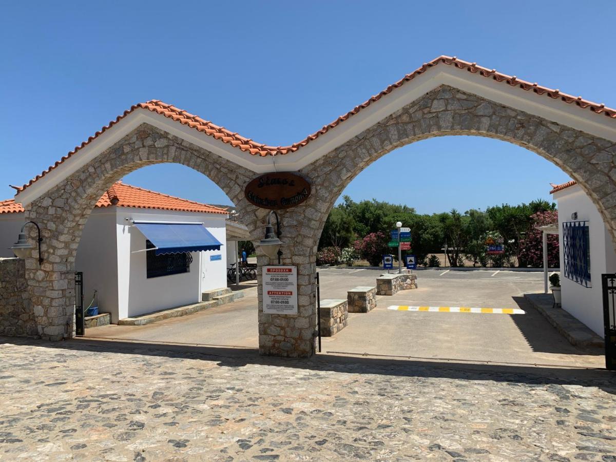 Simos Camping Elafonisos & Bungalows ภายนอก รูปภาพ