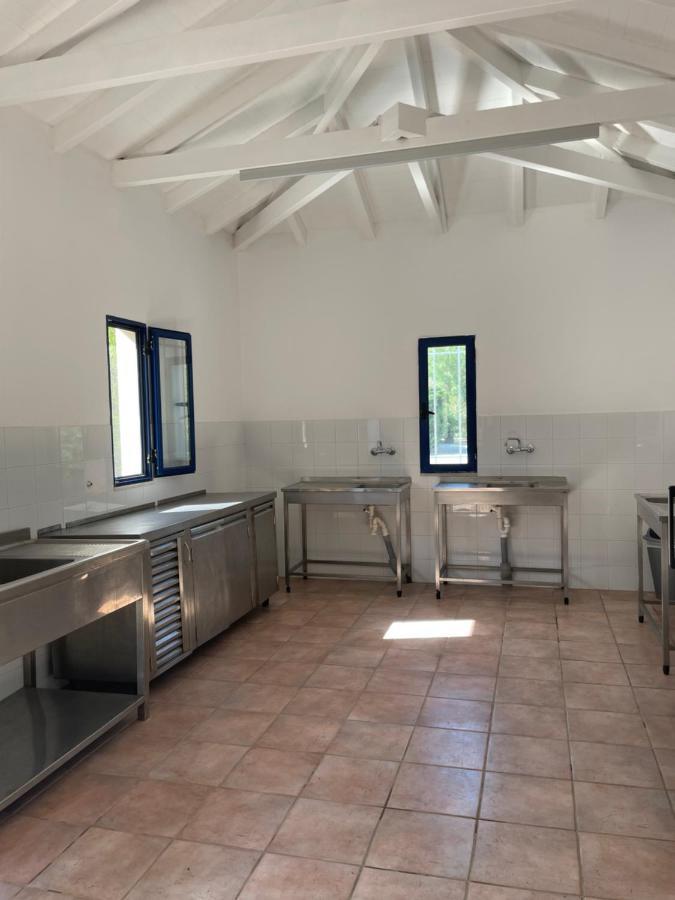 Simos Camping Elafonisos & Bungalows ภายนอก รูปภาพ